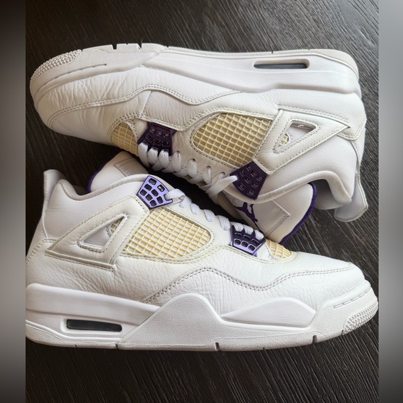 Jordan Other - Jordan 4 Retro Mid Purple Metallic size 9